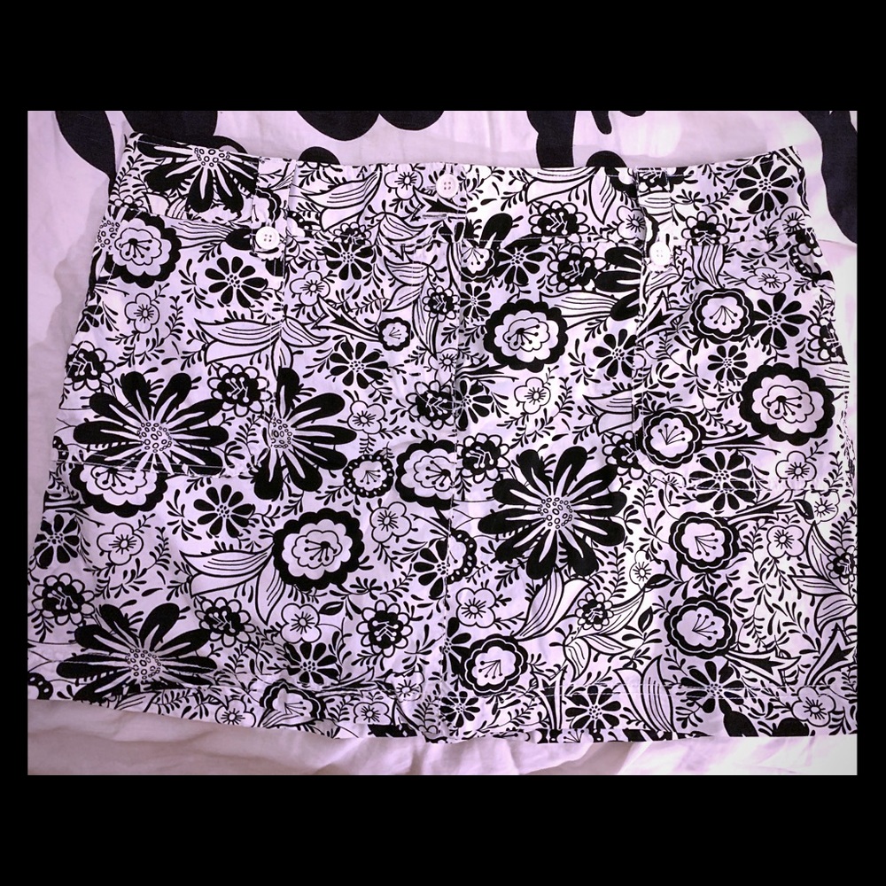Never worn B&W Skort with floral pattern